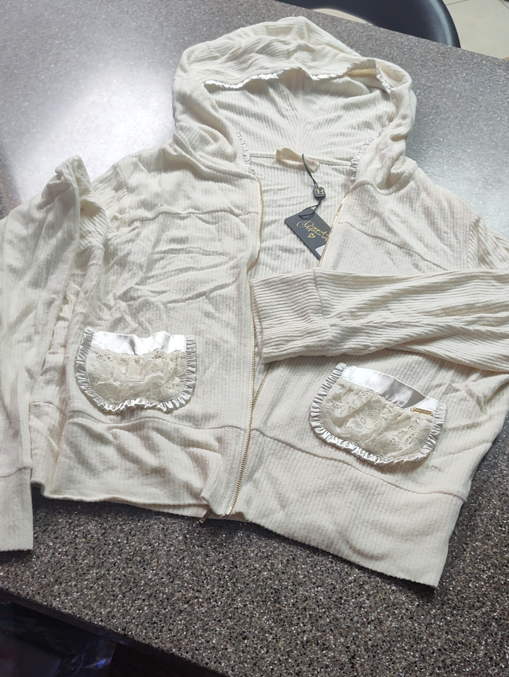 Women's Cream Hooded Zip Vest with Lace-Trim Pockets, Bra And Shorts